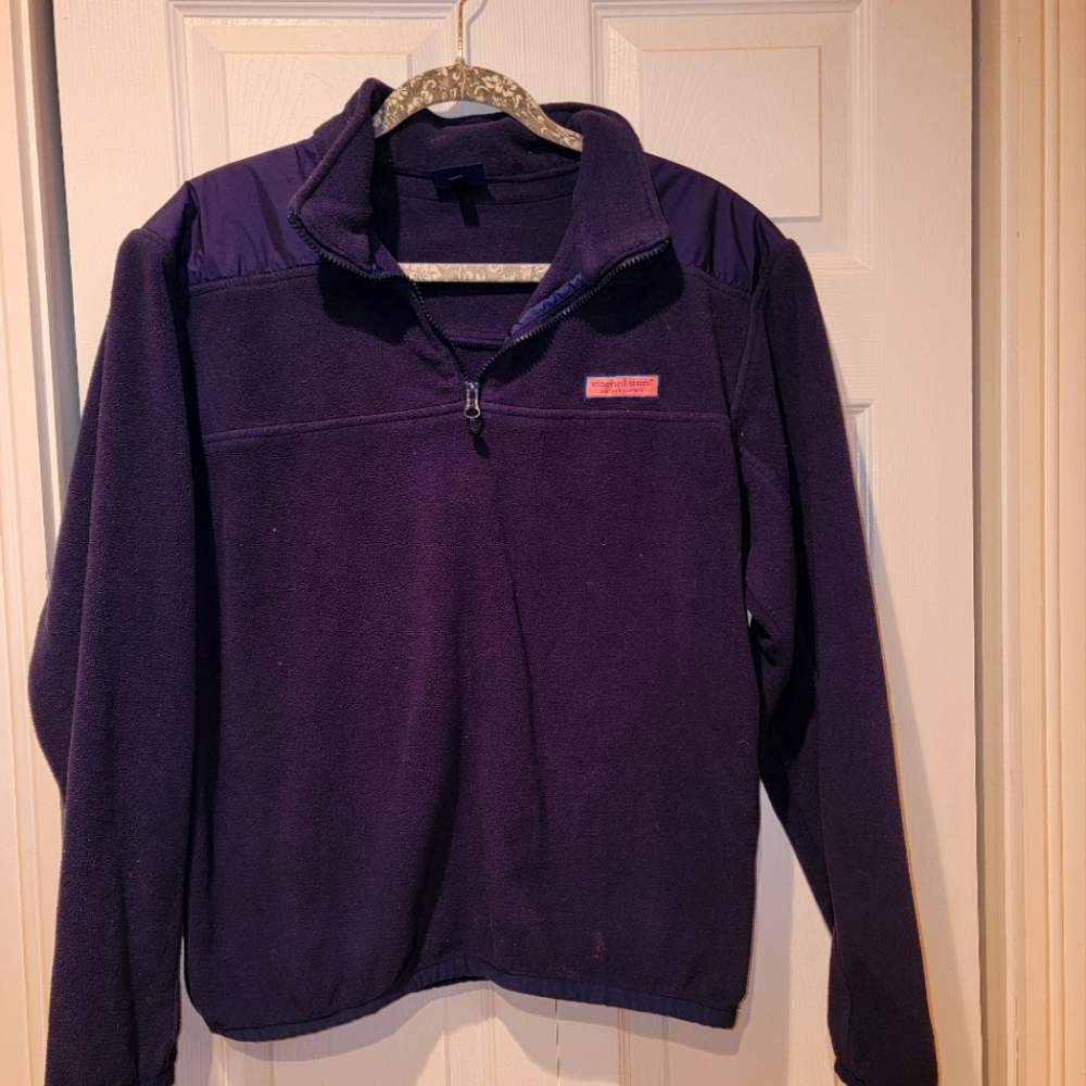 Vineyard vines fleece